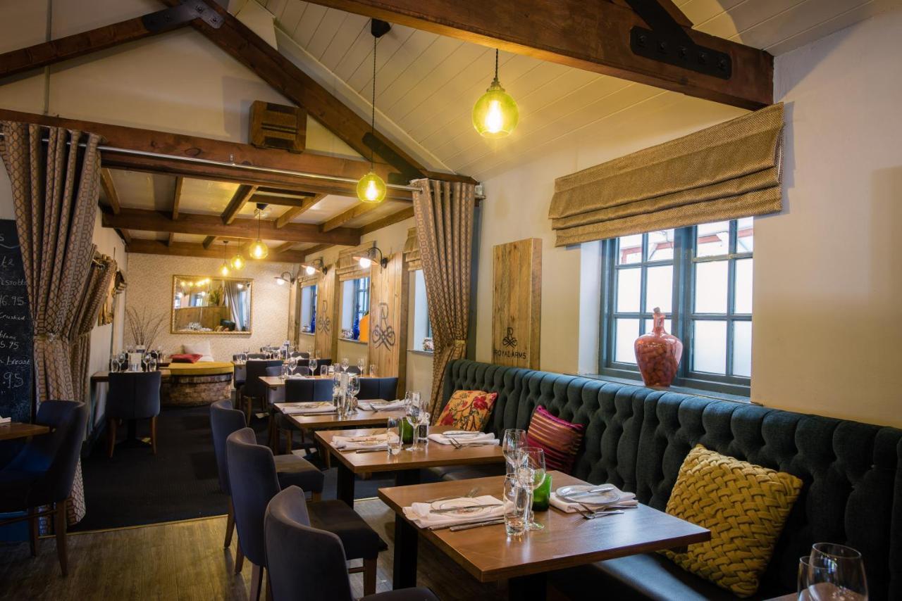 The Royal Arms Hotel Sutton Cheney Exteriör bild
